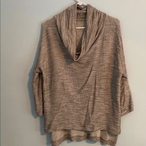 Gray sweater! 3/4 sleeve!!